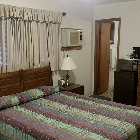 Out West Motel Milton-Freewater エクステリア 写真