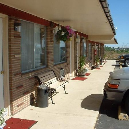 Out West Motel Milton-Freewater エクステリア 写真